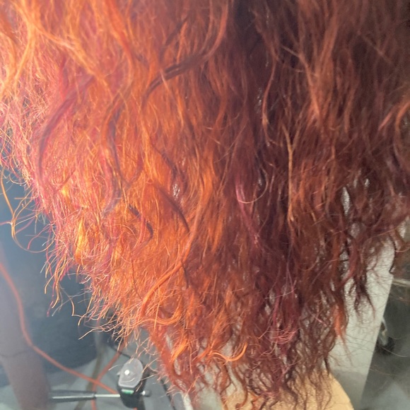 Janet Collection Epic Lace Front Wig - Picture 5 of 5